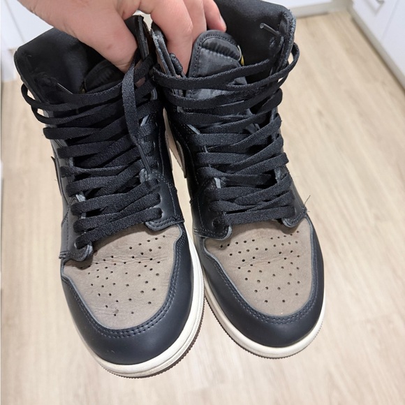 Jordan retro 1 high palomino - Picture 8 of 9